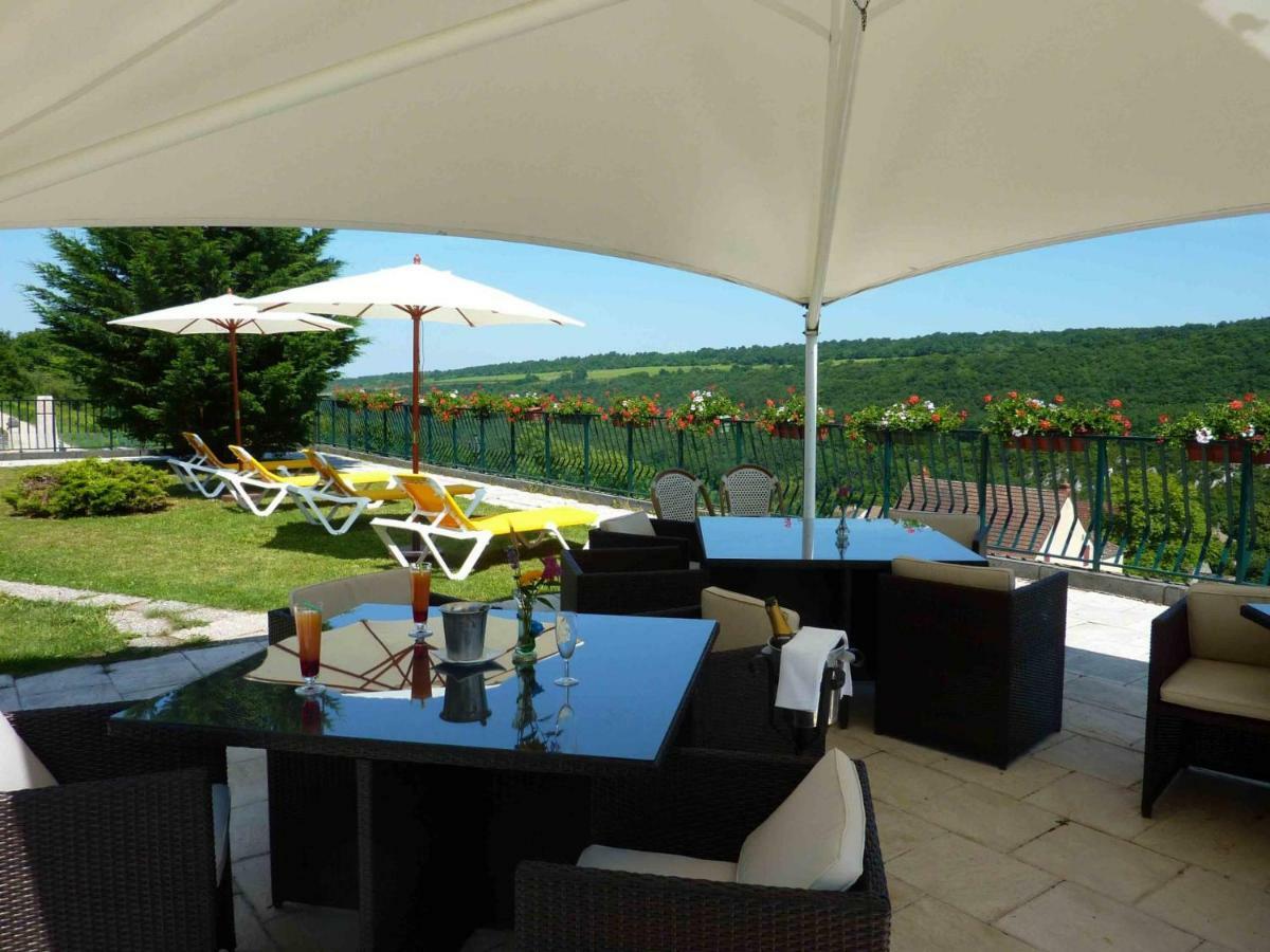 Auberge Du Camp Romain Chassey-le-Camp Ngoại thất bức ảnh
